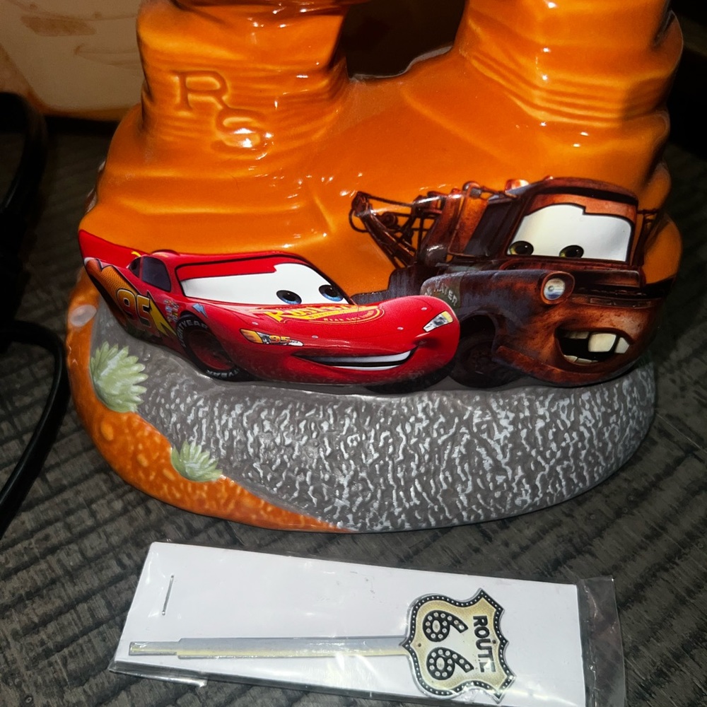 Scentsy warmer lightning McQueen RS